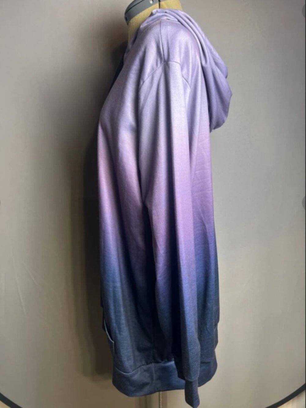 BloomChic Women's 14/16 Purple Blue Gradient Ombre Hoodie - Picture 5 of 8